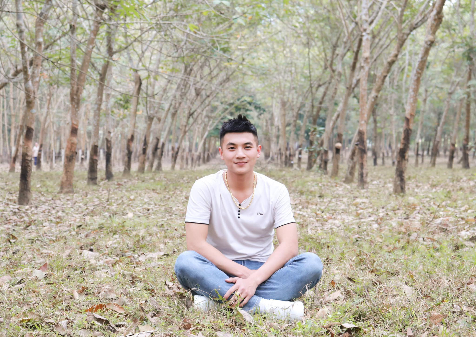The military hot boy once again made the sister association fall, appearing in the frame, still showing off his handsome beauty - Photo 6. The military hot boy once again made the sister association fall, appearing in the frame, still showing off his handsome beauty - Photo 6.