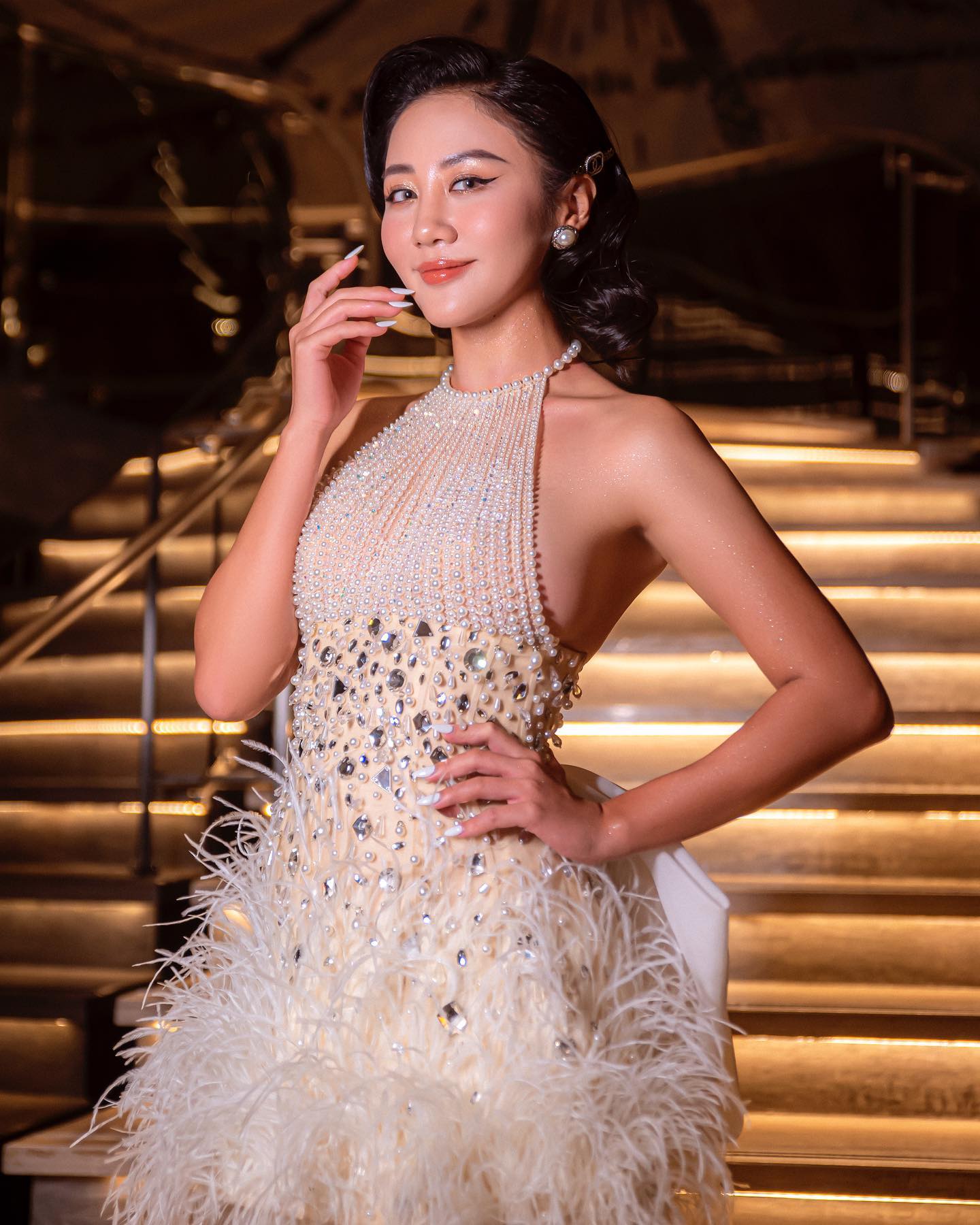 Van Mai Huong encounters Miss Thuy Tien - Do Ha: Who is the winner of the whole country? - Photo 2. Van Mai Huong encounters Miss Thuy Tien - Do Ha: Who is the winner of the whole country? - Photo 2.