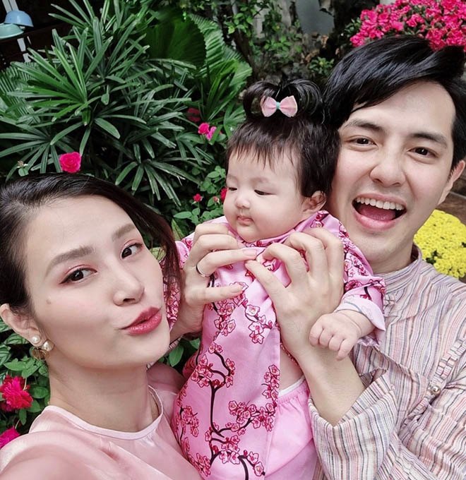 Dong Nhi released behind-the-scenes photos of her daughter, people laughed because of this?  - Photo 11.