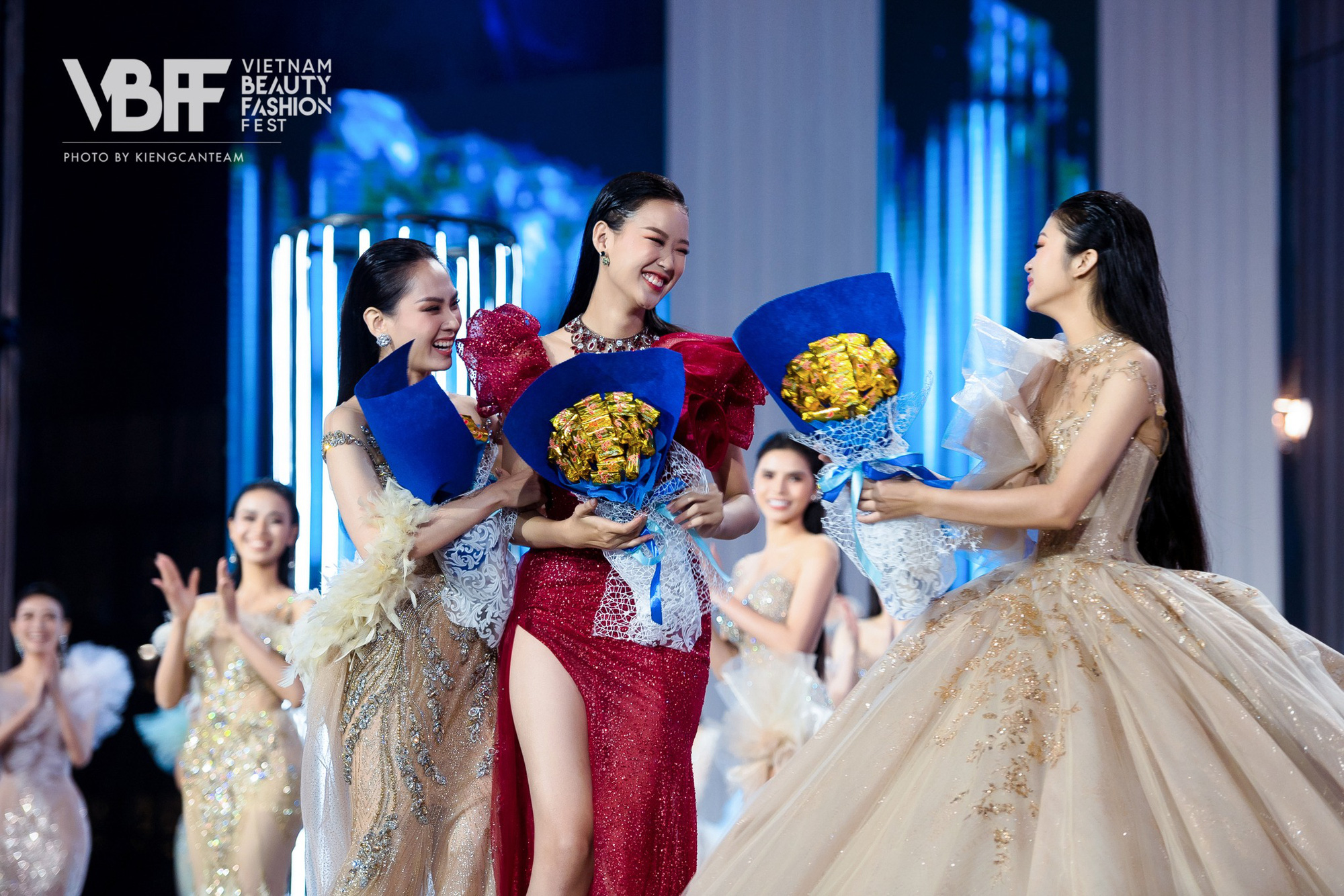 3 tấm vé đầu tiên vào thẳng Top 20 Miss World Vietnam chính thức có chủ, Nam Em ẵm giải thưởng phụ nhưng vẫn có nguy cơ ra về? - Ảnh 5.