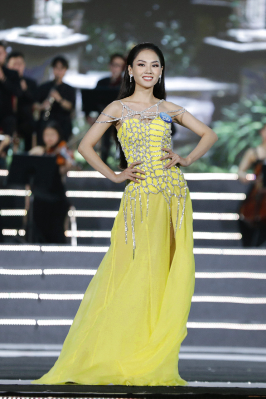 3 tấm vé đầu tiên vào thẳng Top 20 Miss World Vietnam chính thức có chủ, Nam Em ẵm giải thưởng phụ nhưng vẫn có nguy cơ ra về? - Ảnh 4.