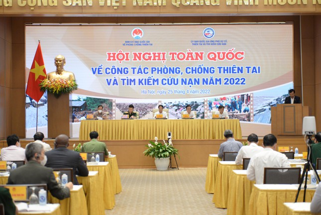 Thiên tai bất thường, dự báo xuất hiện 12-14 cơn bão mạnh trái quy luật - Ảnh 1.