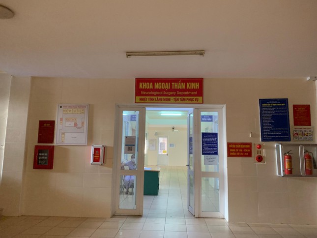 Ha Tinh: 4-year-old girl admitted to the hospital suspected of being abused - Photo 2. Ha Tinh: 4-year-old girl admitted to the hospital suspected of being abused - Photo 2.