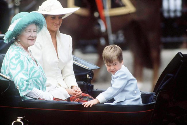 Đại lễ Bạch Kim của Nữ hoàng Anh: Vị trí đặc biệt 3 con nhà Công nương Kate được đảm nhận, vợ chồng Meghan thì không - Ảnh 2.