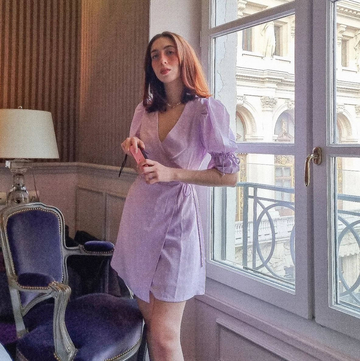 French women have 12 sets of clothes that are both luxurious and flattering, you should copy them immediately to enhance your style this summer - Photo 8.