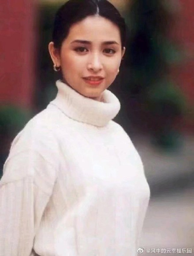 曾經是香港名媛吳淵芳的U60歲美女-圖5。