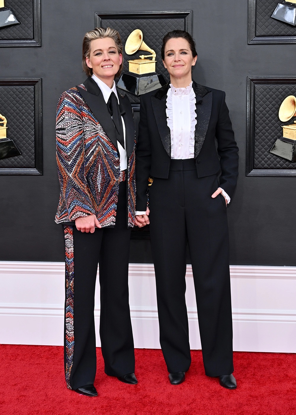 Siêu thảm đỏ Grammy 2022: Lady Gaga - Doja Cat chặt chém BTS, vợ chồng Justin Bieber như quấn chăn bên quân đoàn sao lên đồ quá dị - Ảnh 42.