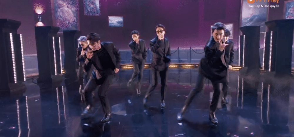 HOT NHẤT Grammy 2022: V (BTS) si&ecirc;u đẹp trai th&igrave; thầm h&ocirc;n m&aacute; Olivia Rodrigo khiến cả triệu fan PH&Aacute;T CUỒNG! - Ảnh 3.