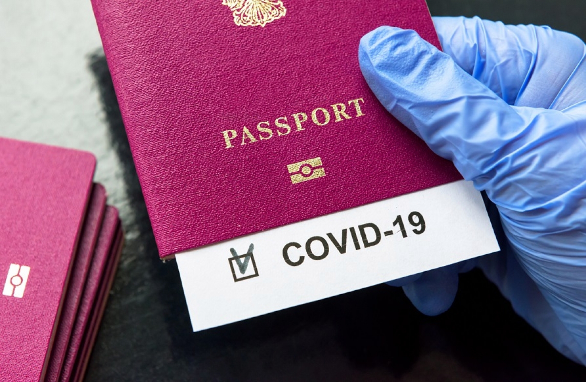 It is expected that from April 15, people will be granted passports with the Covid-19 vaccine - Photo 1.