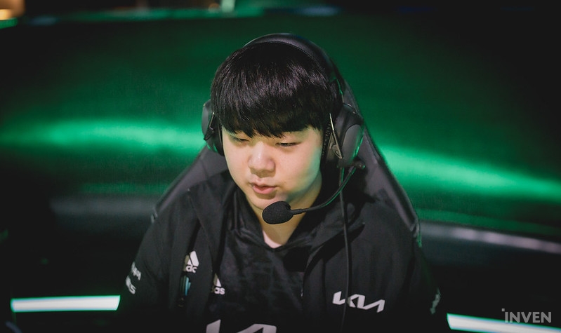Winning the LCK with an unbeaten record, the T1 squad is a bright candidate to represent Korea at the 2022 Asian Games - Photo 6. Winning the LCK with an unbeaten record, the T1 squad is a bright candidate to represent Korea at the 2022 Asian Games - Photo 6.