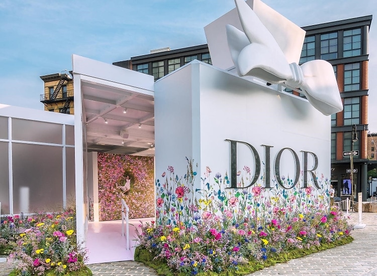 Lần đầu tiên Dior làm show tại 1 trường đại học ở Hàn, fan mừng hộ Jisoo nhưng vẫn canh cánh điều này - Ảnh 1.