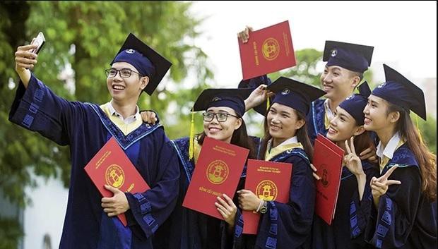 A university ranked 360 in the world and number 1 in Vietnam in the field of Engineering and Technology - Photo 1.