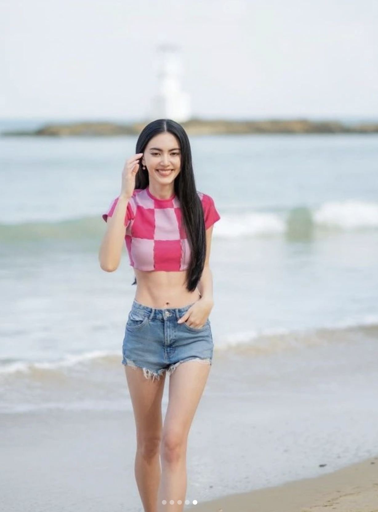 Conspiracy to cut and cut Jennie (Black Pink), but the most beautiful female ghost in Thailand revealed her whole body with bones and bones - Photo 9.