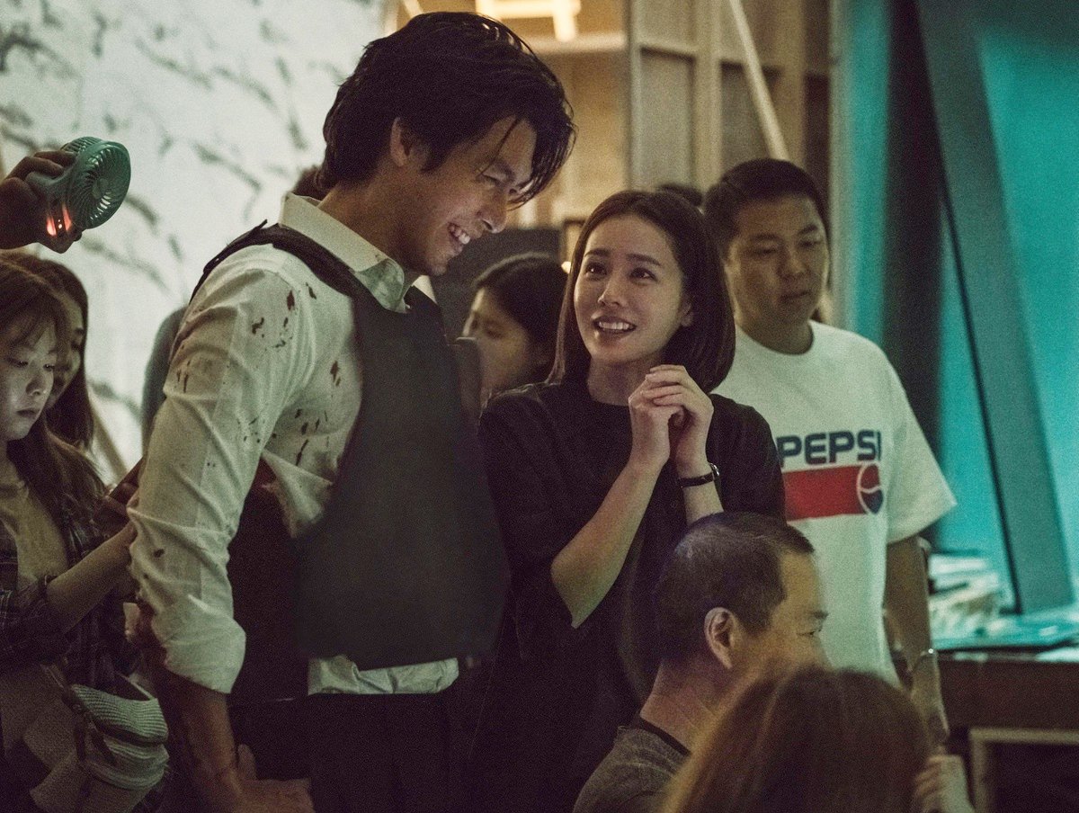 Top 1 Naver: Hyun Bin hẹn h&ograve; Son Ye Jin từ bộ phim n&agrave;y chứ kh&ocirc;ng phải Hạ C&aacute;nh Nơi Anh, đạo diễn l&agrave;m ch&iacute;nh chủ sốc nặng v&igrave; h&eacute; lộ? - Ảnh 4.