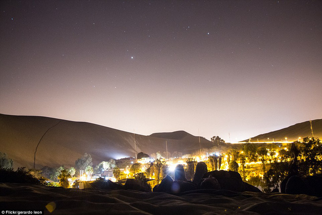 A unique magical oasis in the world: Lying in the middle of a barren desert, you will be truly surprised at night - Photo 4.