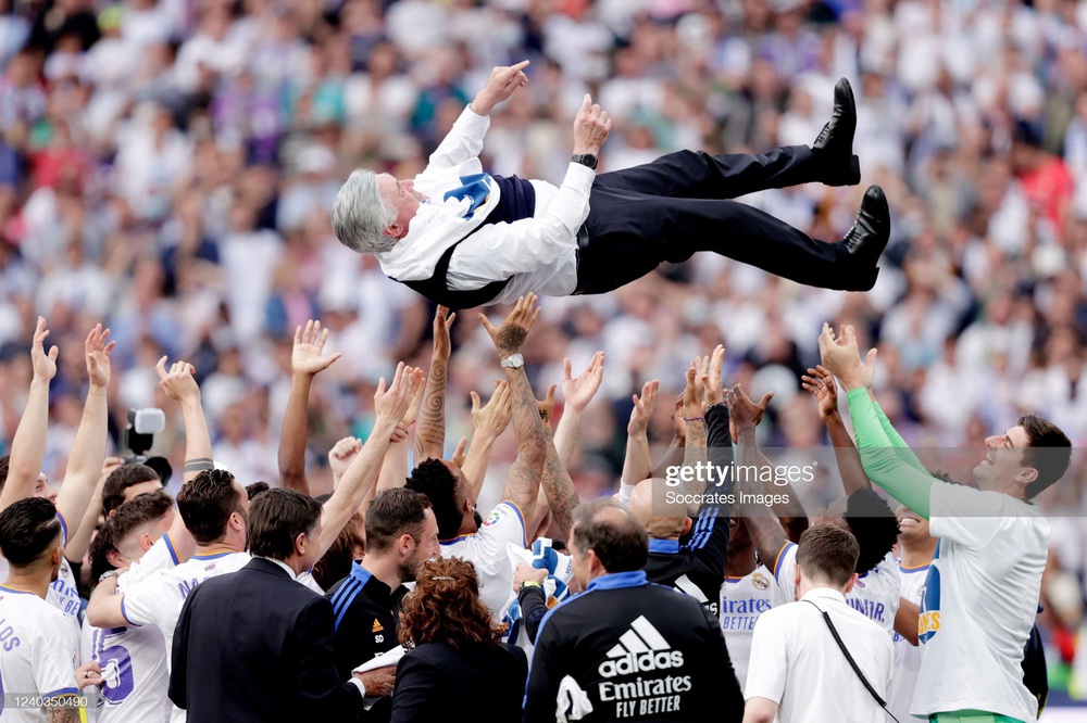 Vùi dập không thương tiếc đội chiếu dưới, Real Madrid vô địch La Liga đầy hoành tráng - Ảnh 5.