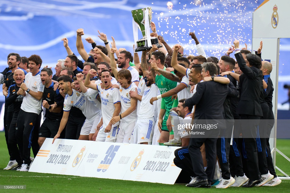 Vùi dập không thương tiếc đội chiếu dưới, Real Madrid vô địch La Liga đầy hoành tráng - Ảnh 6.