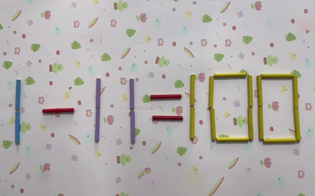How to make 1 - 11 = 100 the correct calculation?  People with high IQ only need exactly 5 seconds to give the correct answer - Photo 1.