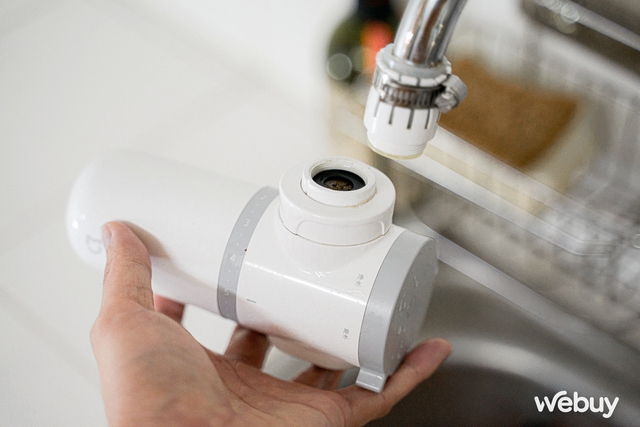 Review tận tình 2 sản phẩm lọc nước mini nhà ai cũng nên có, giá 600k dùng được cả năm - Ảnh 4.