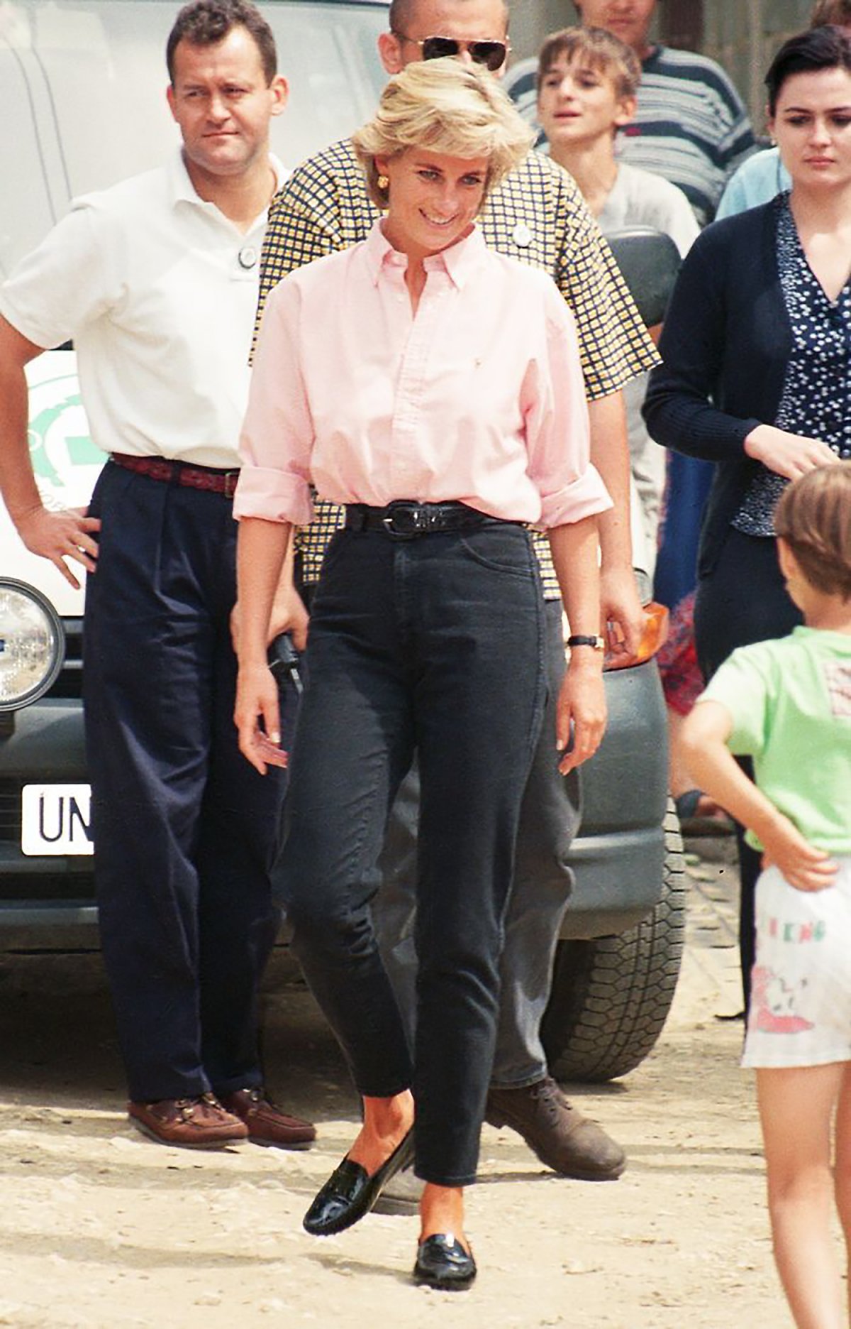 Pastel colors are very hot, but from a few decades ago, Princess Diana was beautifully dressed - Photo 8.