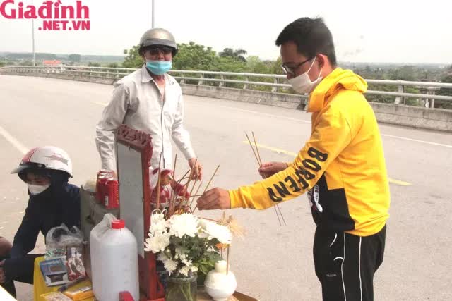 Hoàn cảnh éo le, khốn khó của gia đình nam thanh niên Hải Dương nhảy cầu Chanh lúc nửa đêm - Ảnh 2.