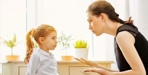 9 daily sentences parents often say to their mouths, but are highly damaging, leaving heavy sequelae for their children to grow up - Photo 2. 9 daily sentences parents often say to their mouths, but are highly damaging, leaving heavy sequelae for their children to grow up - Photo 2.