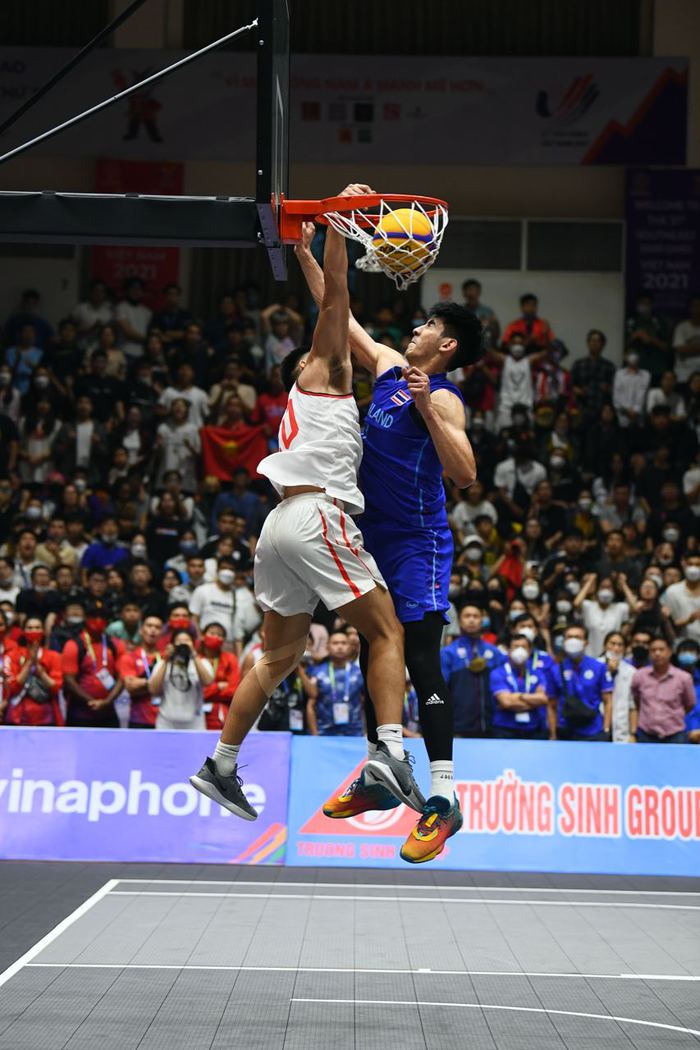 Thất bại tiếc nuối trước Thái Lan, tuyển bóng rổ Việt Nam mang về 2 huy chương Bạc 3x3 tại SEA Games 31 - Ảnh 3.