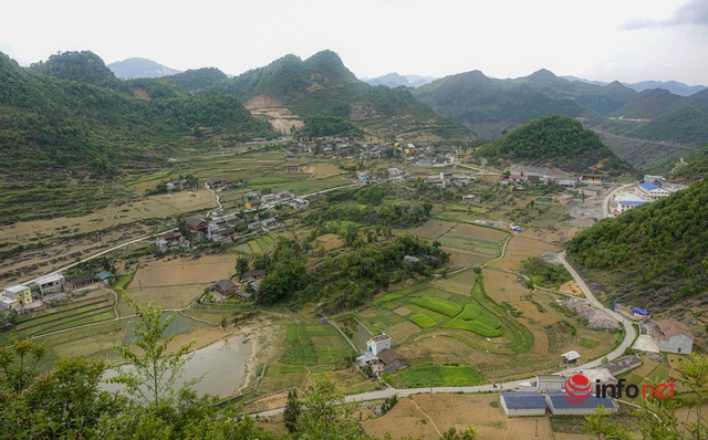 Du lịch Hà Giang chuyển mình, du khách đắm chìm trước cảnh đẹp mê hồn của vùng cao nguyên đá  - Ảnh 7.