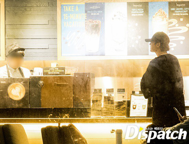 Dispatch từng chụp được bộ ảnh đẹp huyền thoại: So Ji Sub và nữ phát thanh viên hẹn hò, cảnh tượng lãng mạn tựa poster phim - Ảnh 2.