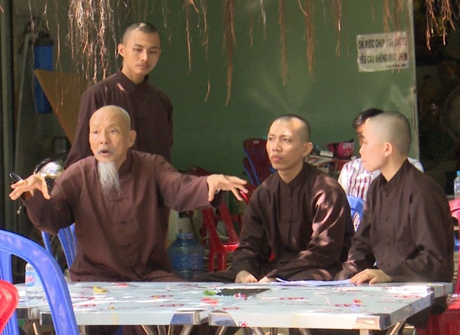 Bị can Cao Thị Cúc giữ vai trò cầm đầu cùng với bị can Lê Tùng Vân vụ Tịnh thất Bồng Lai - Ảnh 3.