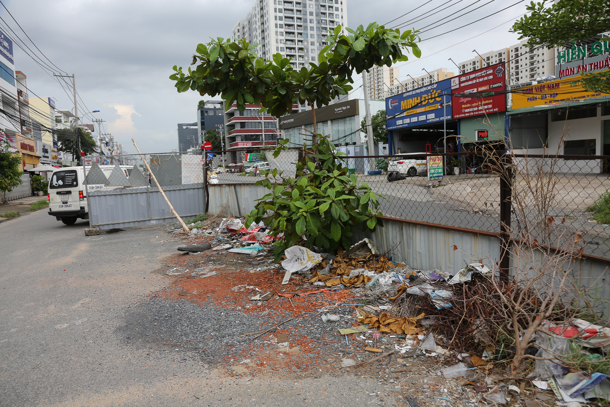 Cận cảnh 2,5km đường giá 800 tỉ ở TP.HCM được tái thi công sau 7 năm: Người dân phấn khởi - Ảnh 7.