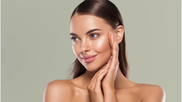 Mặt nạ tự làm giúp làn da hỗn hợp tỏa sáng - Ảnh 1.