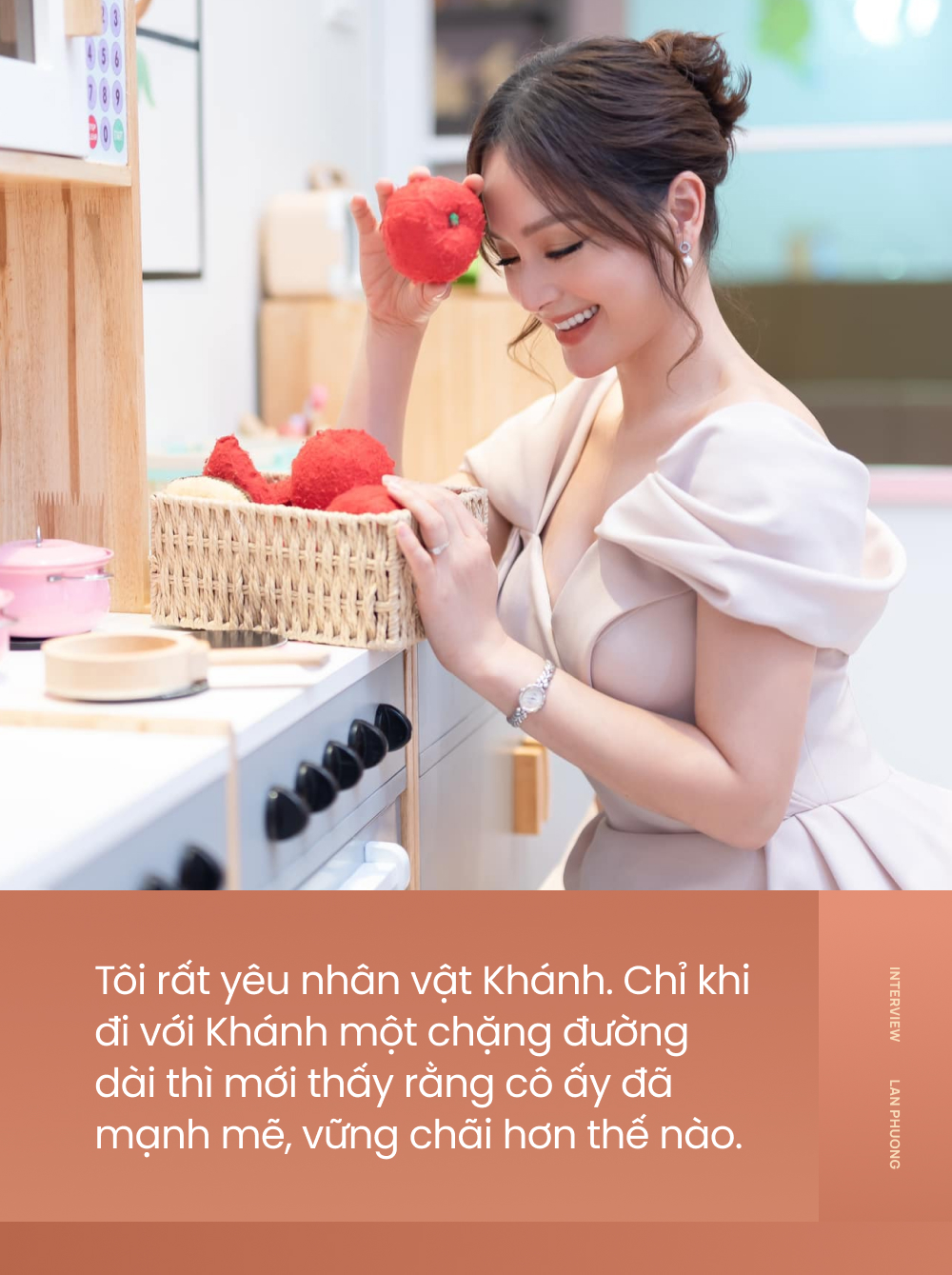 Lan Phương (Thương Ngày Nắng Về): Khánh còn khổ nhiều lắm nhưng sẽ vùng lên đáp trả mẹ chồng - Ảnh 7. Lan Phương (Thương Ngày Nắng Về): Khánh còn khổ nhiều lắm nhưng sẽ vùng lên đáp trả mẹ chồng - Ảnh 7.