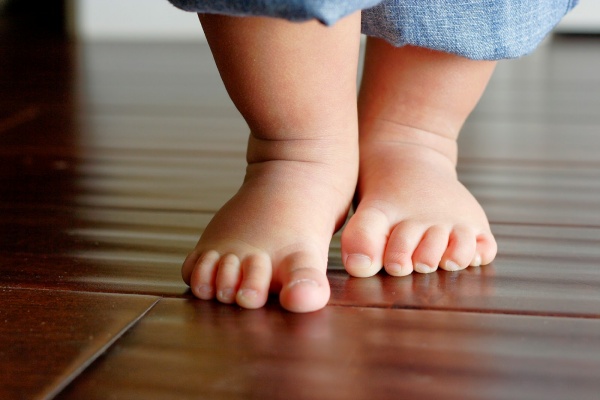 Children who can crawl before they can walk and walk before they can crawl when they grow up will have a clear difference in IQ and these factors, parents need to pay attention to - Photo 1.