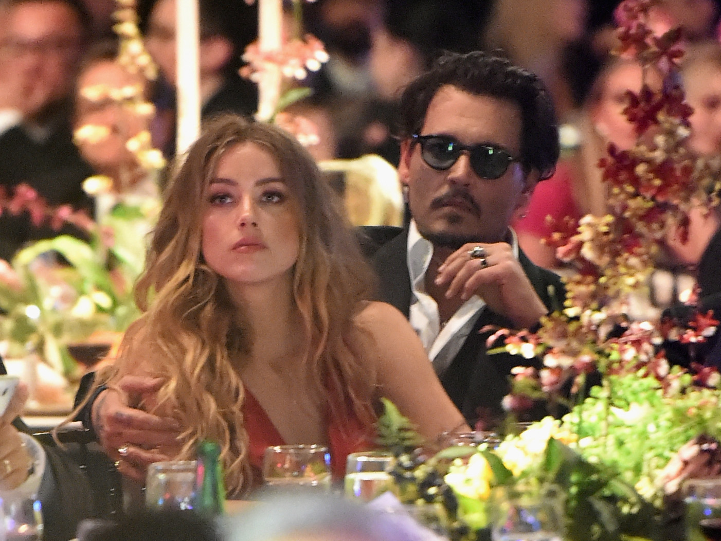 Johnny Depp confessed to using his injured finger to accuse Amber Heard of having an affair: The third person is a U70 co-star who was madly in love with Angelina Jolie?  - Photo 4.