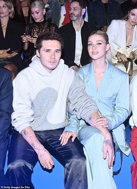 Brooklyn Beckham lại bị chê bai ở sự kiện thời trang, lý do vì đâu? - Ảnh 5.