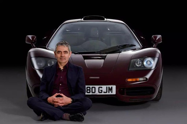 Mr. Bean tuổi 72 giàu có, hạnh sống bên tình trẻ kém 30 tuổi - Ảnh 5.