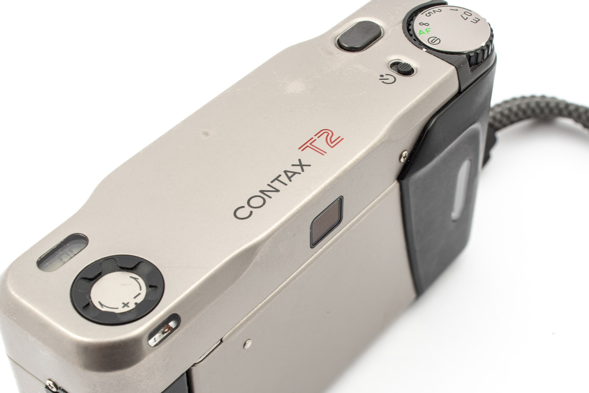 Đây là Contax T2, chiếc máy ảnh film đắt nhất thế giới