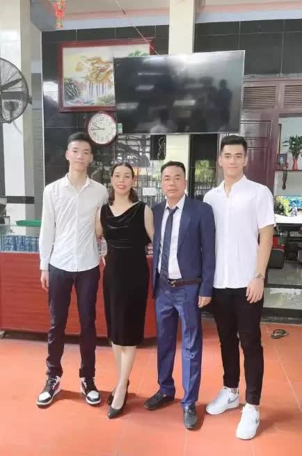Điểm thú vị về 3 căn nhà của 3 cầu thủ tên tuổi của U23 Việt Nam: Tiến Linh - Hoàng Đức - Hùng Dũng - Ảnh 16.