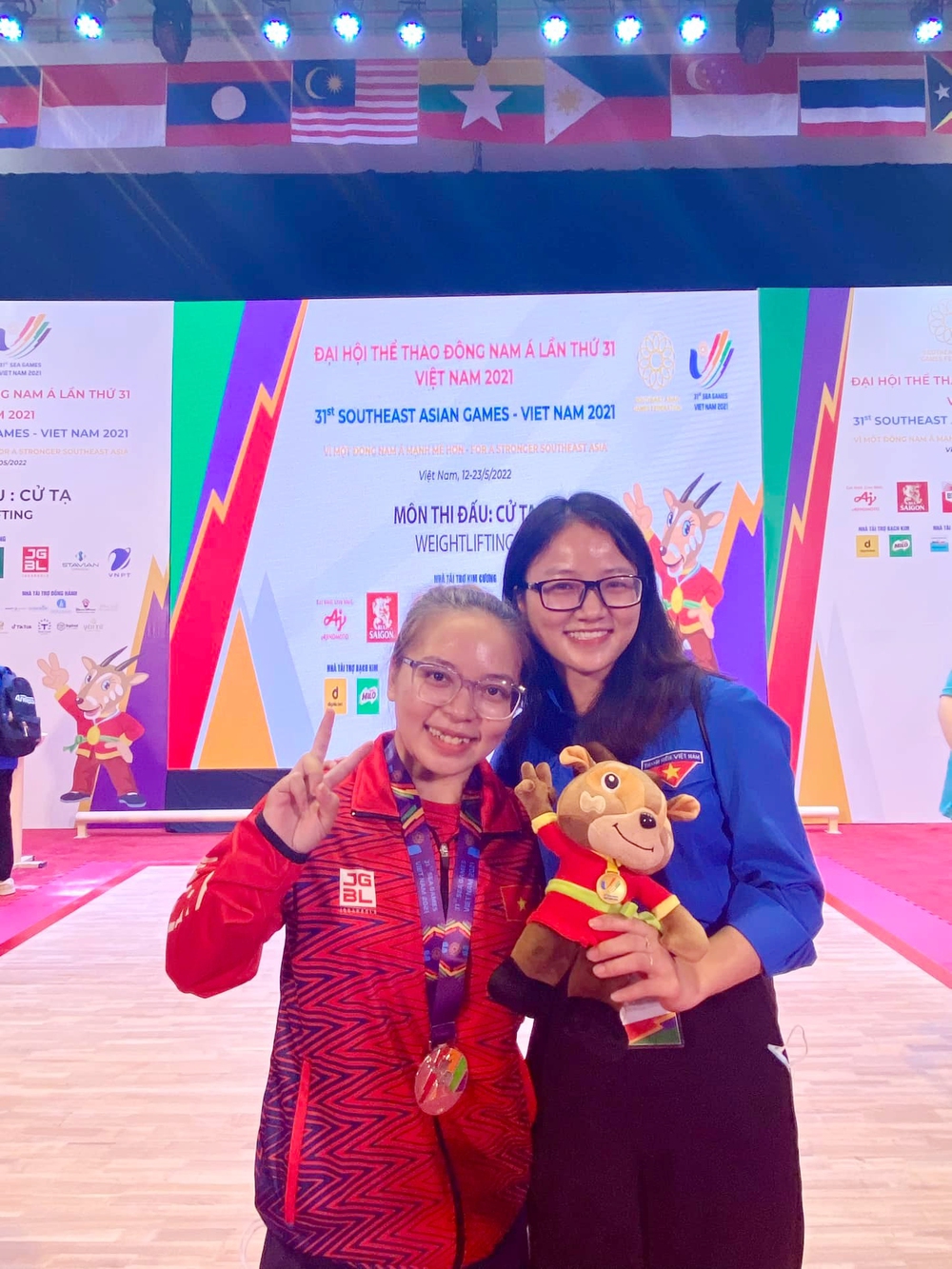 The female journalism student for 3 years cherished to be a SEA Games volunteer, received a winning email like a lottery ticket - Photo 1.