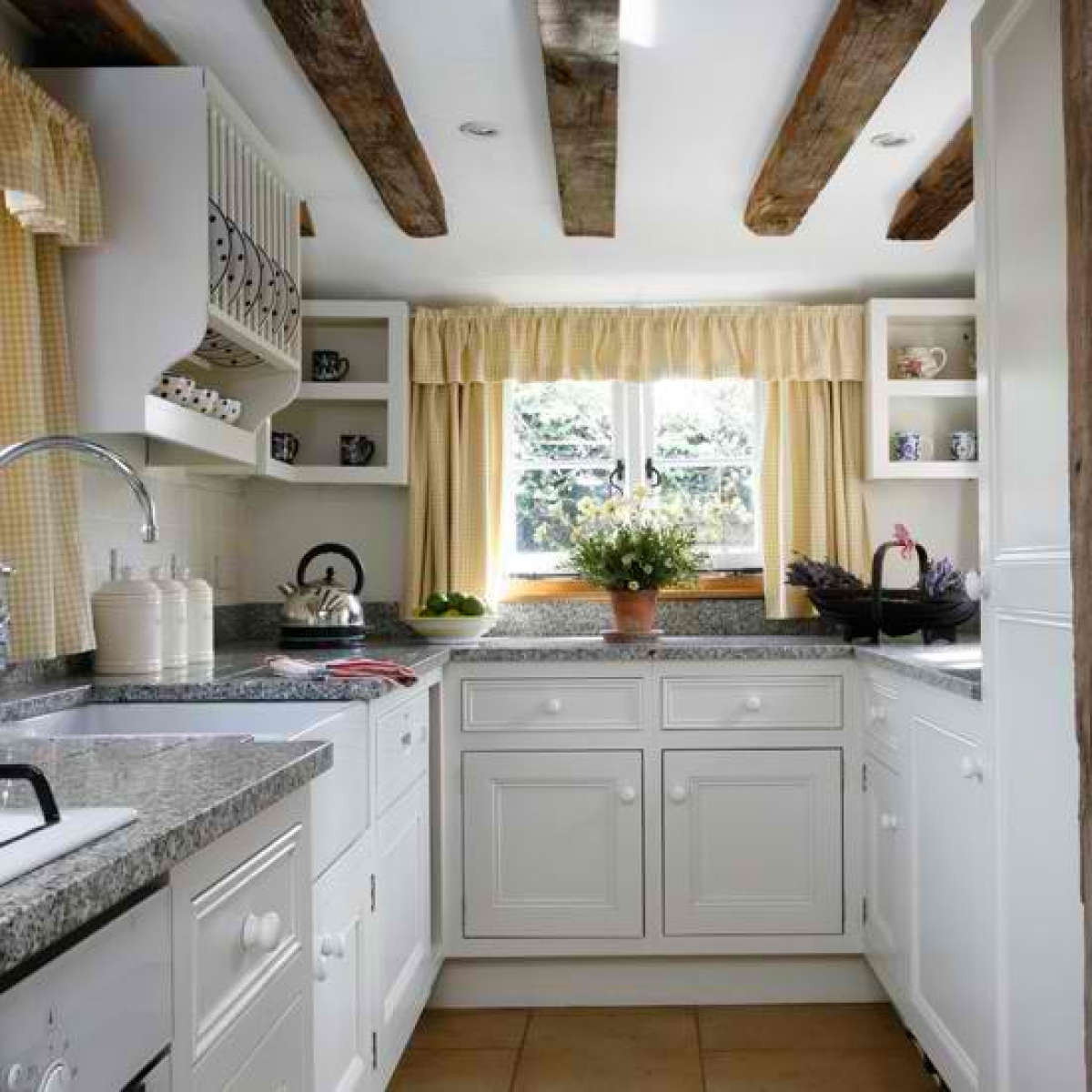 Smart and stylish kitchen design ideas - Photo 2.
