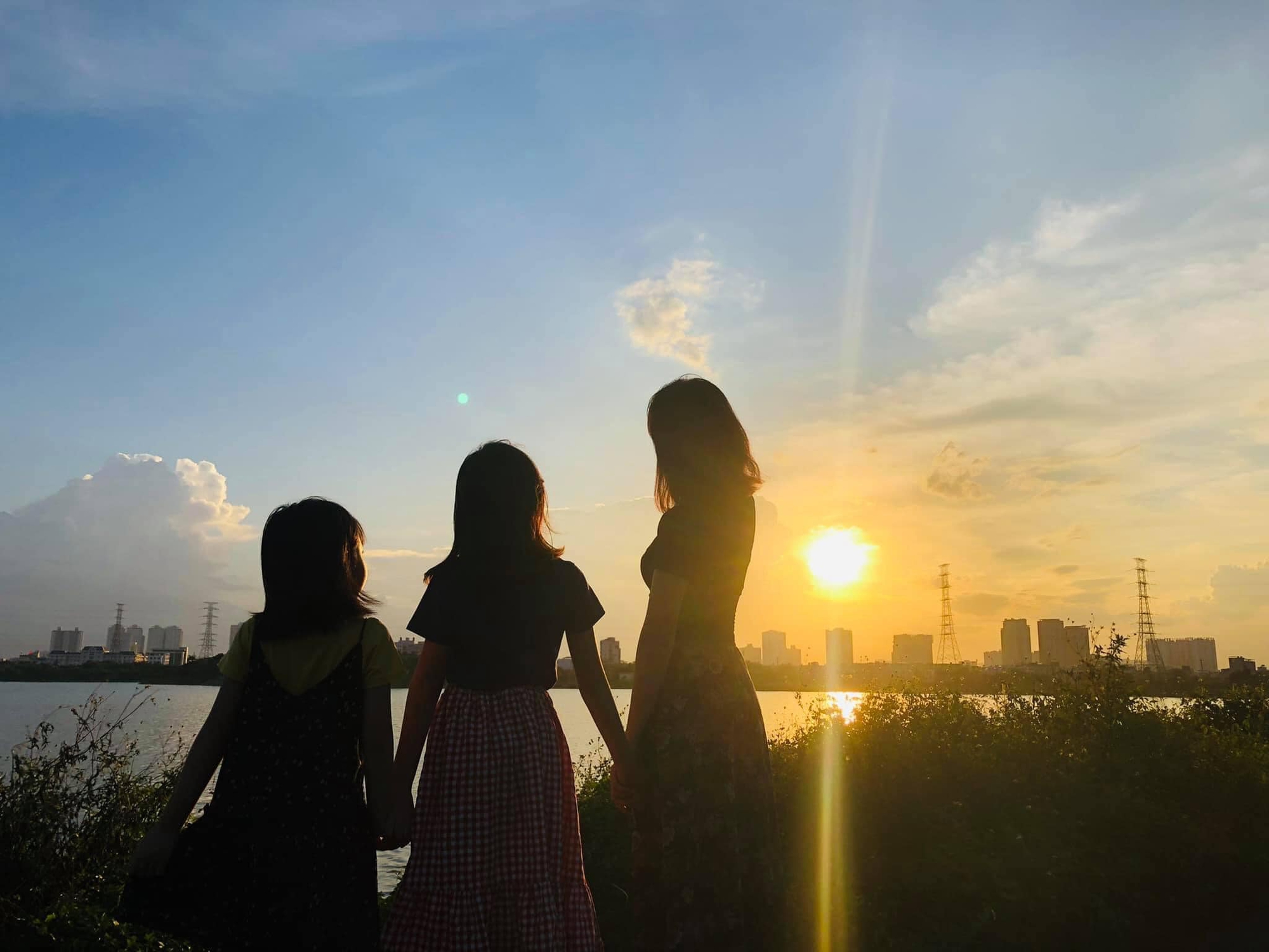 Is Japanese, Jewish, or American parenting best?  Hanoi's mother answered with 2 WORDS, everyone complimented her children when she looked at them - Photo 4.