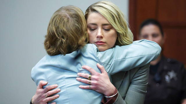 Amber Heard said she suffered severe trauma from the trial with Johnny Depp, was mentally attacked every day - Photo 1.