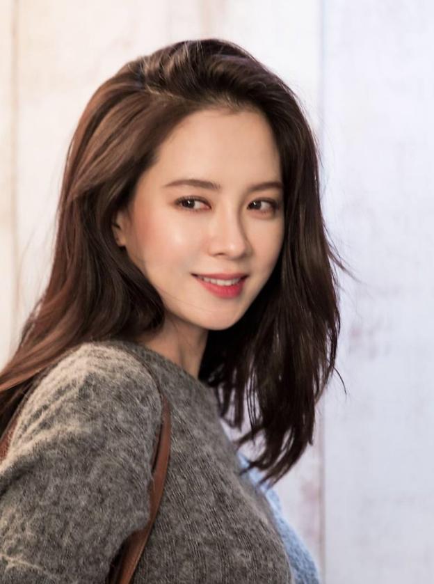 Song Ji Hyo reveals beauty tips to help you shine - Photo 3.