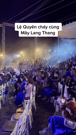 Netizens argue that the show Le Quyen has no tickets, the audience is only a few people?  - Photo 3.
