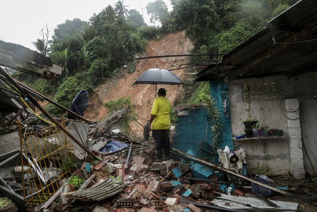 The number of victims of floods in Brazil increased to 57 people, thousands of people had to be displaced - Photo 2.