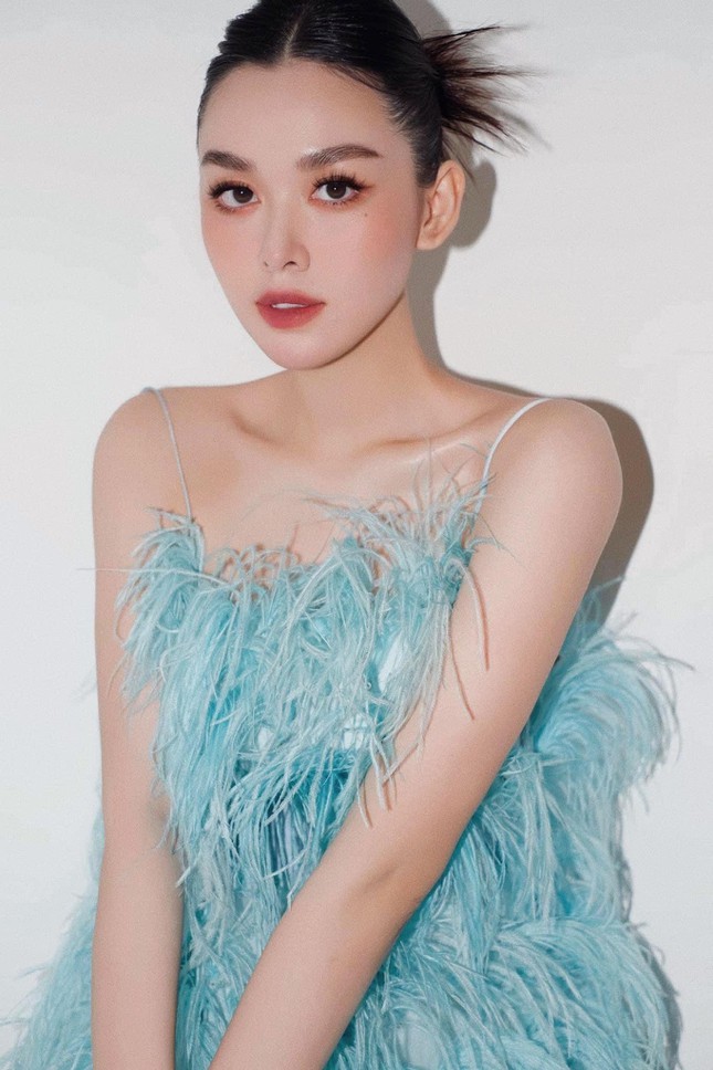 Top 3 Miss World VN 2019: Lương Thùy Linh - Kiều Loan được săn đón, Tường San một con vẫn đẹp mê hồn - Ảnh 13.