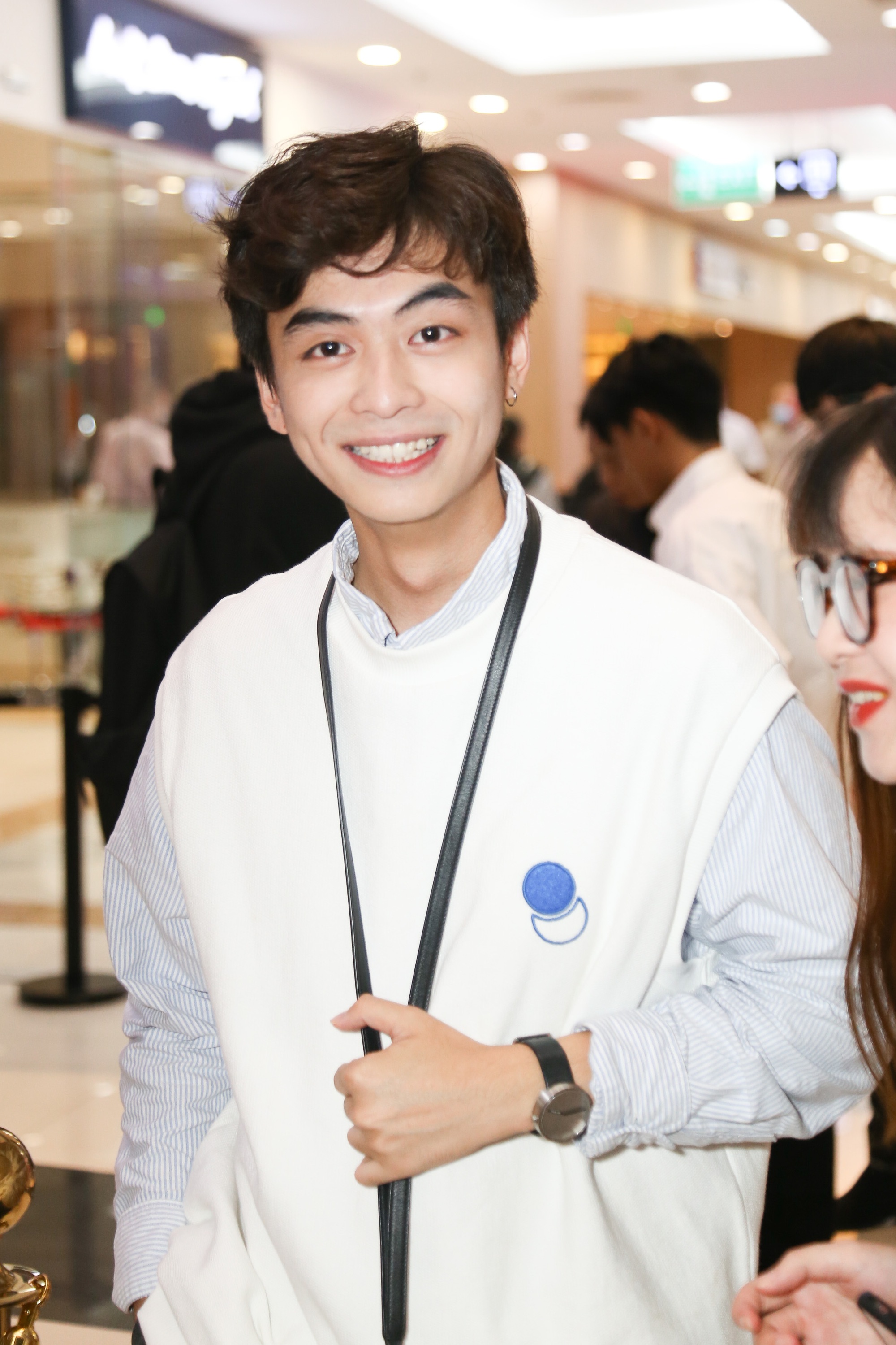 NS Cẩm Vân từng khóc nhiều đến mức không thể quay MV với Hứa Kim Tuyền, Tóc Tiên lo về 1 ngày không còn ai nghe mình hát nữa? - Ảnh 16. NS Cẩm Vân từng khóc nhiều đến mức không thể quay MV với Hứa Kim Tuyền, Tóc Tiên lo về 1 ngày không còn ai nghe mình hát nữa? - Ảnh 16.