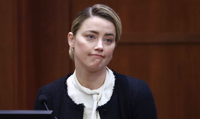 Amber Heard's opera art on court: Fashion strategy, appropriate makeup, disaster crying scenes matching climactic testimony - Photo 10.