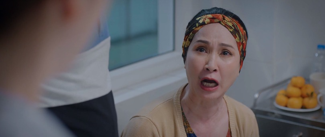 Ng&agrave;y c&agrave;ng mệt mỏi với Thương Ng&agrave;y Nắng Về 2: Bi&ecirc;n kịch qu&aacute; ham drama rồi, kh&aacute;n giả ấm ức đ&ograve;i bỏ phim - Ảnh 1.